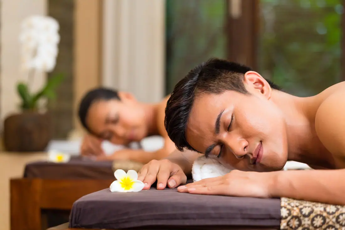 Couples Massage in Minneapolis at Vida Bodywork
